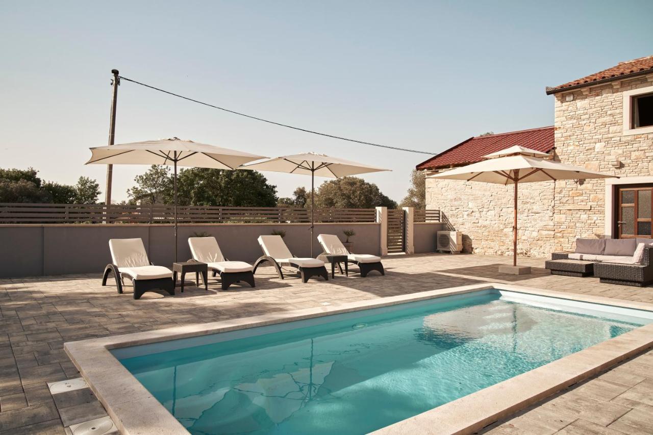 Haus Mila Villa Pavicini Luaran gambar