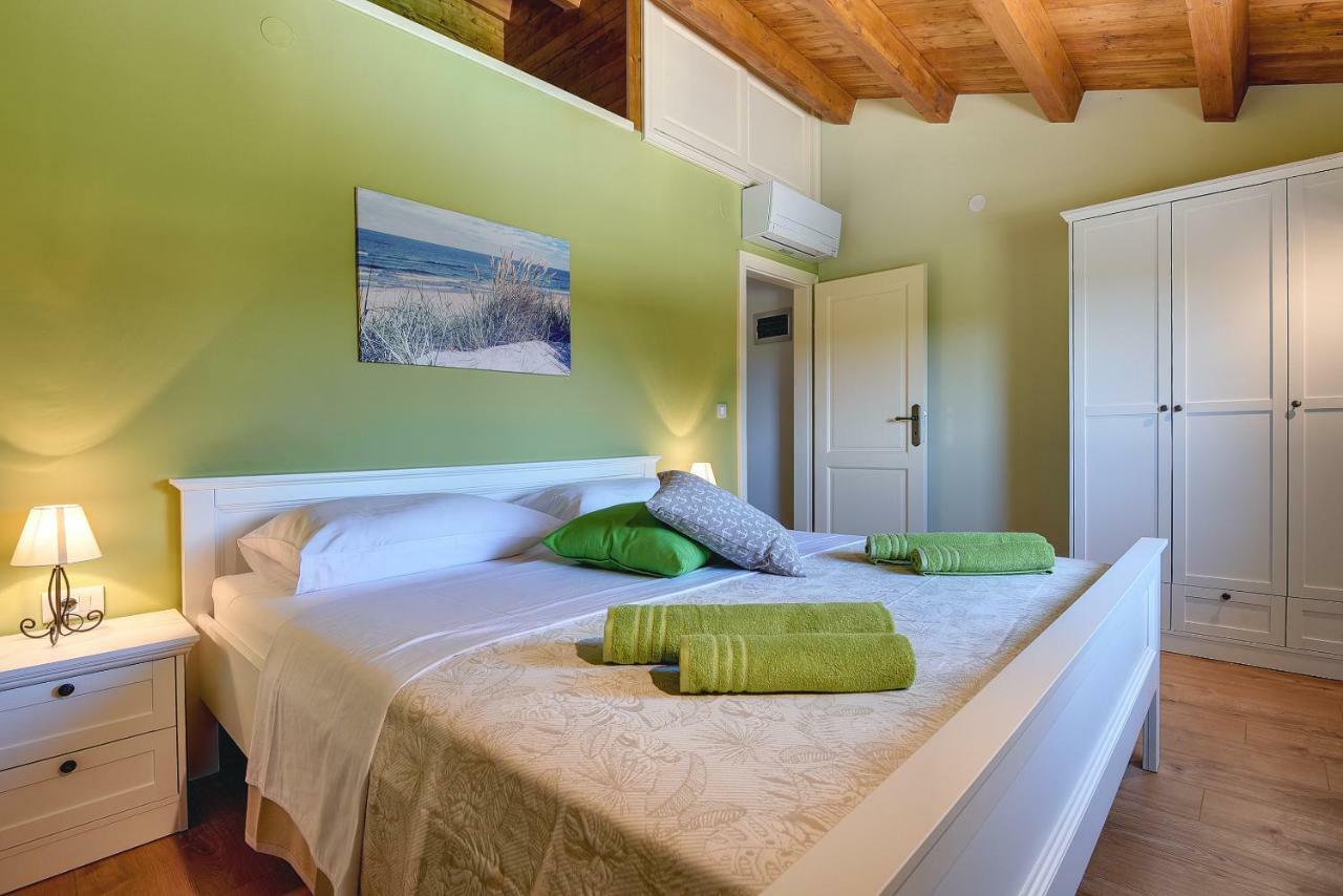 Haus Mila Villa Pavicini Luaran gambar